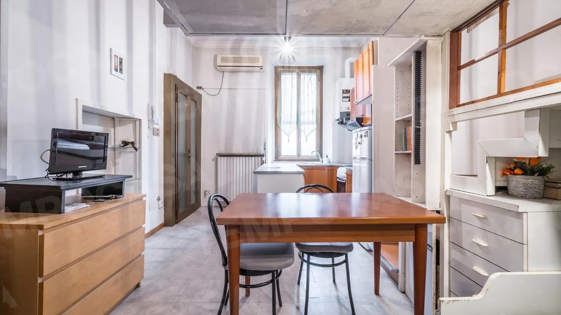 Cozy Studio Furnished In The Hearth Of Milan Italie